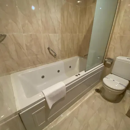 Cies 汽车旅馆 3*