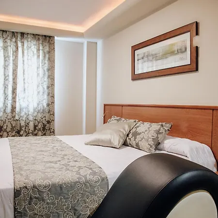 汽车旅馆 Cies 下卡尔瓦拉萨