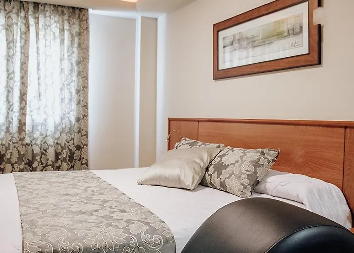 Motel Cies Calvarrasa de Abajo